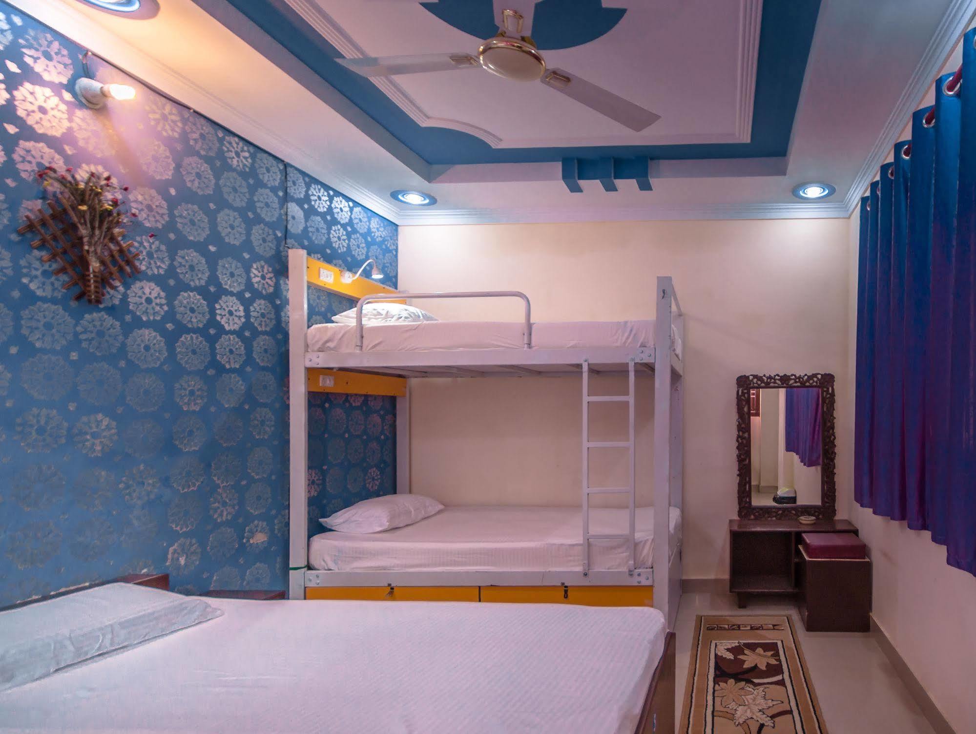Backpacker Panda Friends - Agra Hostel Agra  Luaran gambar