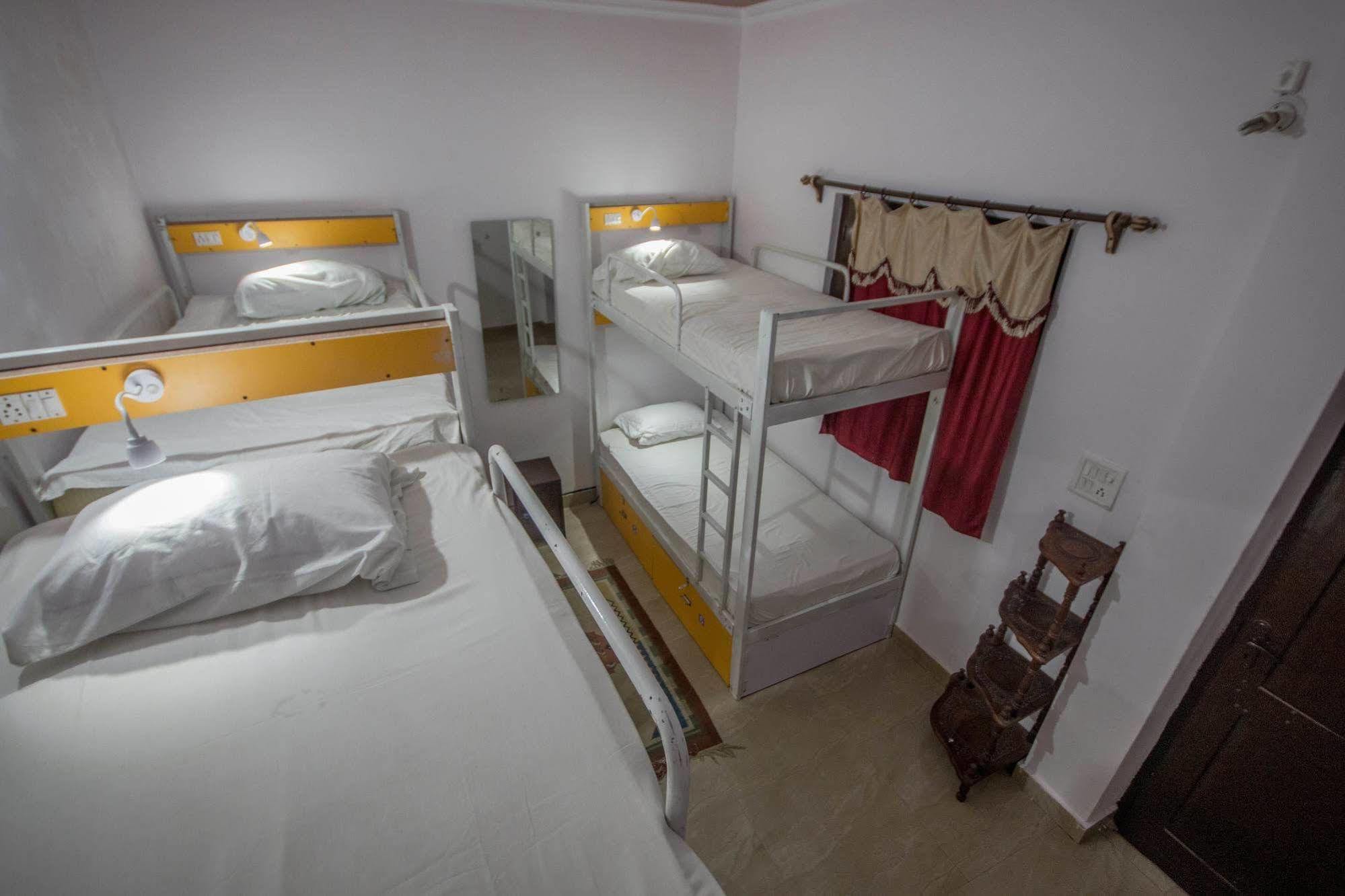 Backpacker Panda Friends - Agra Hostel Agra  Luaran gambar