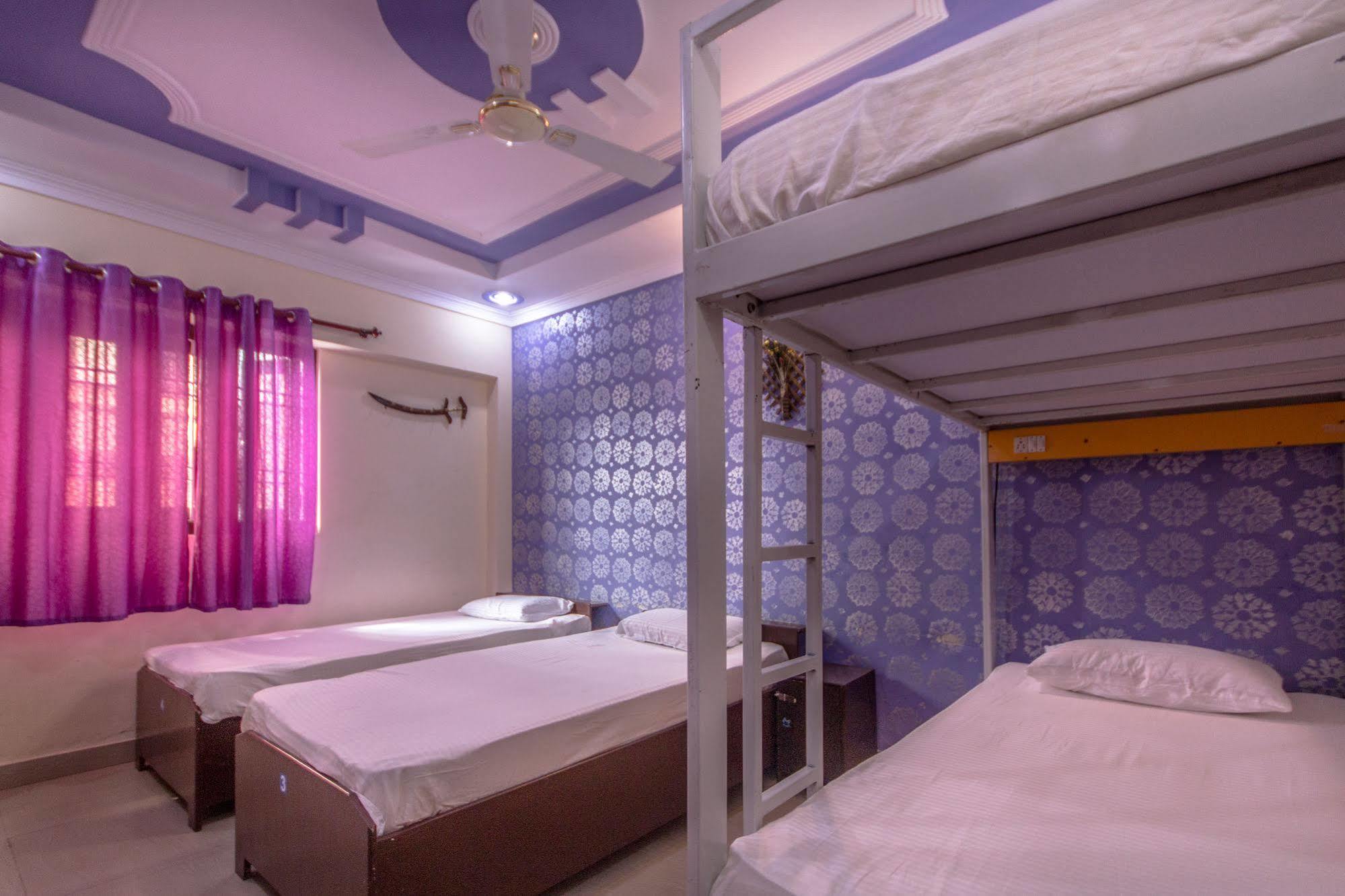 Backpacker Panda Friends - Agra Hostel Agra  Luaran gambar